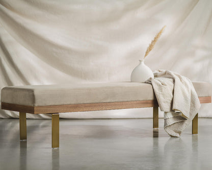 Maria Bench